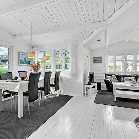 Stunning In With 3 Bedrooms And Wifi Haderslev