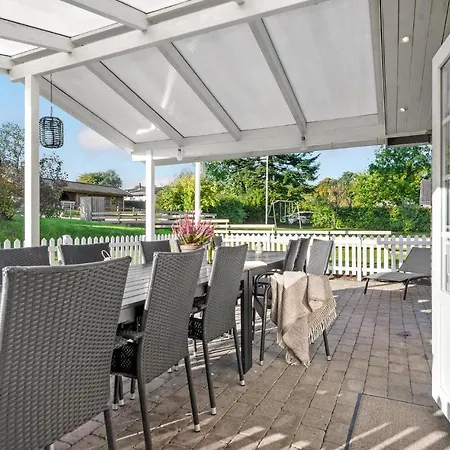 Stunning In With 3 Bedrooms And Wifi Haderslev