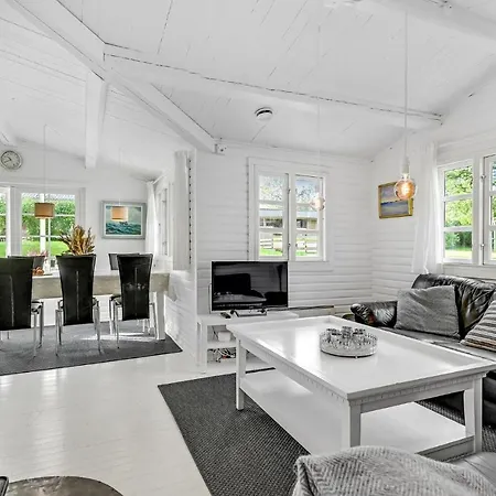 Stunning In With 3 Bedrooms And Wifi Hébergement de vacances *