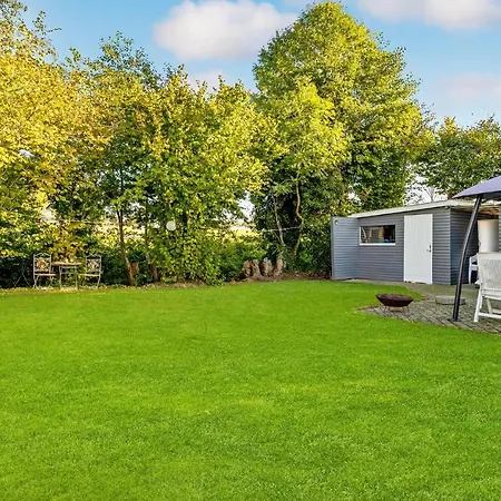 Stunning In With 3 Bedrooms And Wifi Hébergement de vacances *