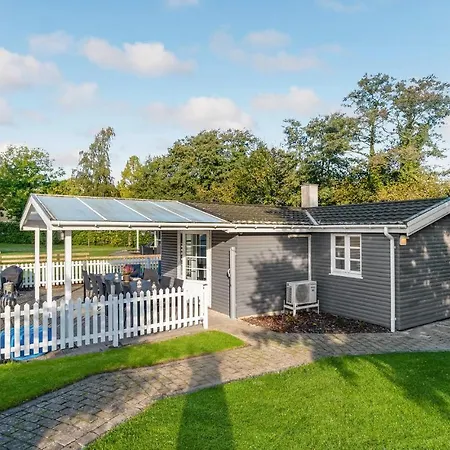 Tatil Evi Stunning In With 3 Bedrooms And Wifi Haderslev